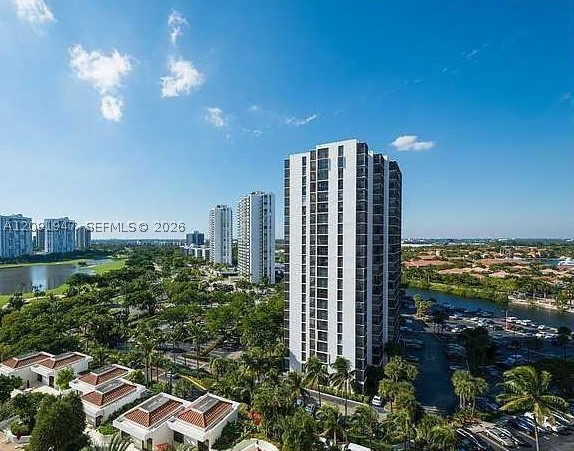 20281 E Country Club Dr #1105, Aventura FL 33180