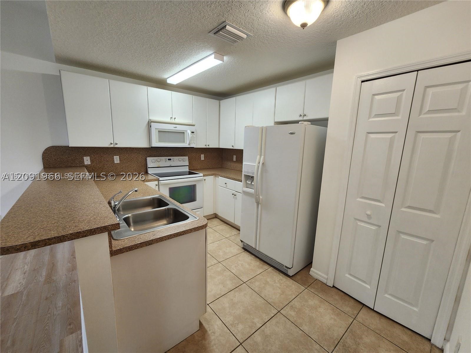 22811 SW 88th Pl #6-22, Cutler Bay FL 33190