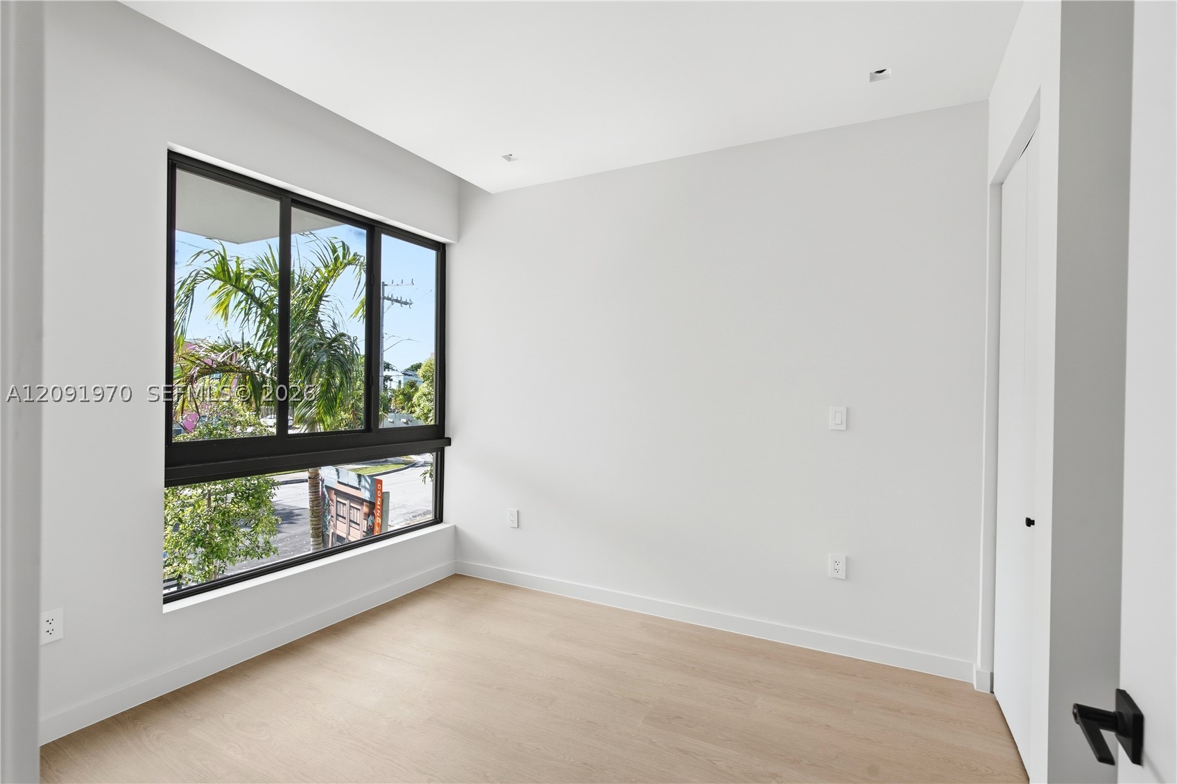 1017 SW 13th Ct, Miami FL 33135