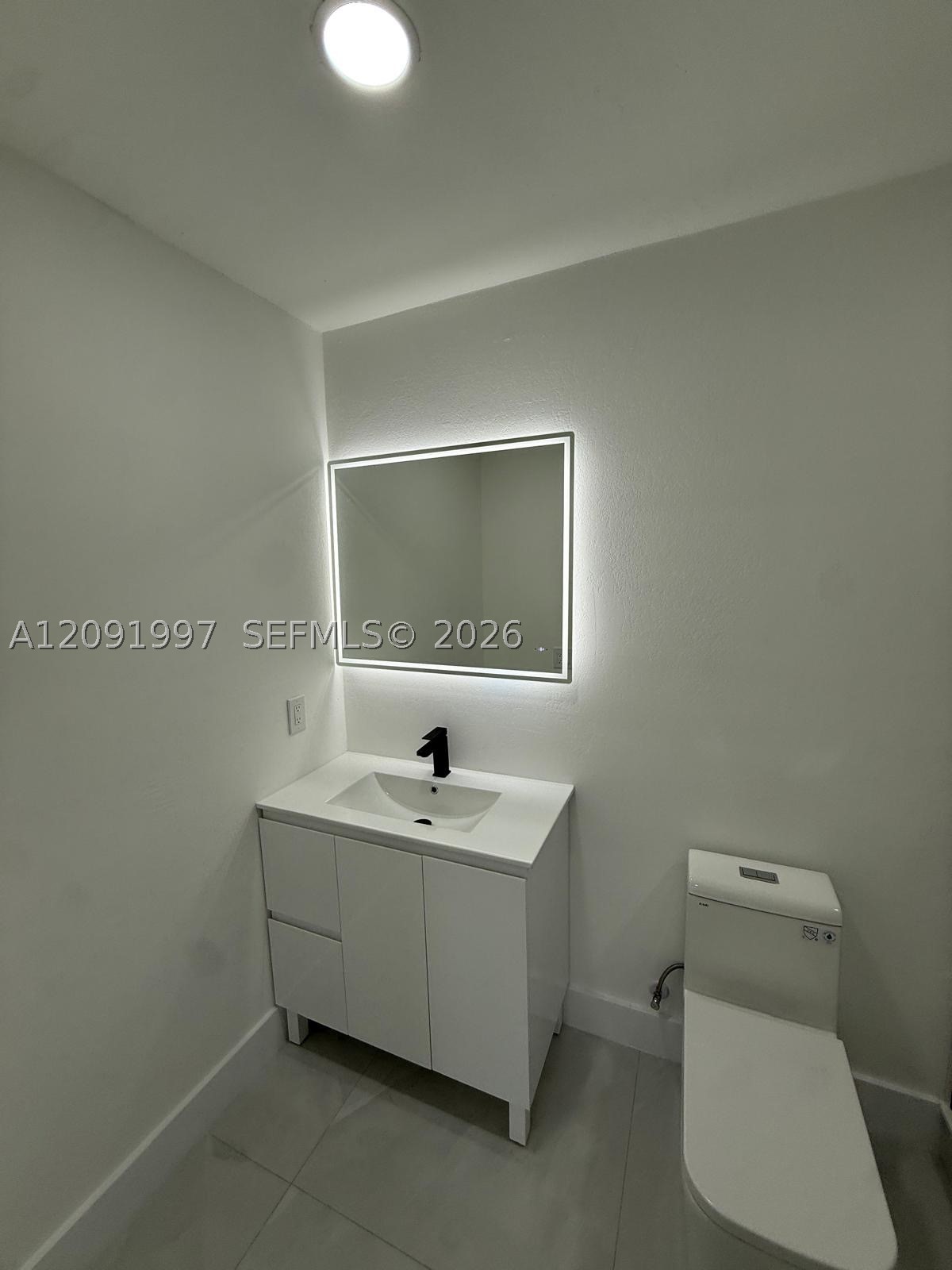 3151 NW 2nd St, Miami FL 33125