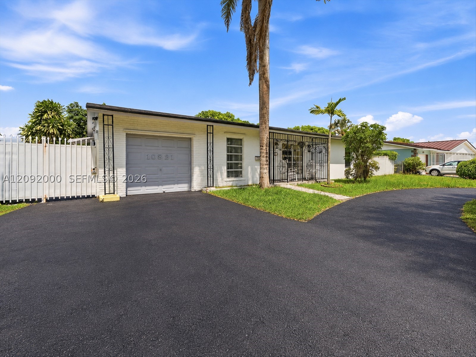 10321 Fairway Heights Blvd, Miami FL 33157