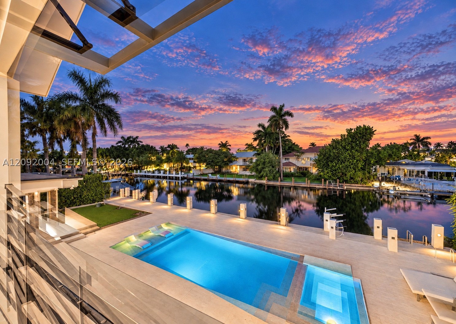 33 Pelican Dr, Fort Lauderdale FL 33301