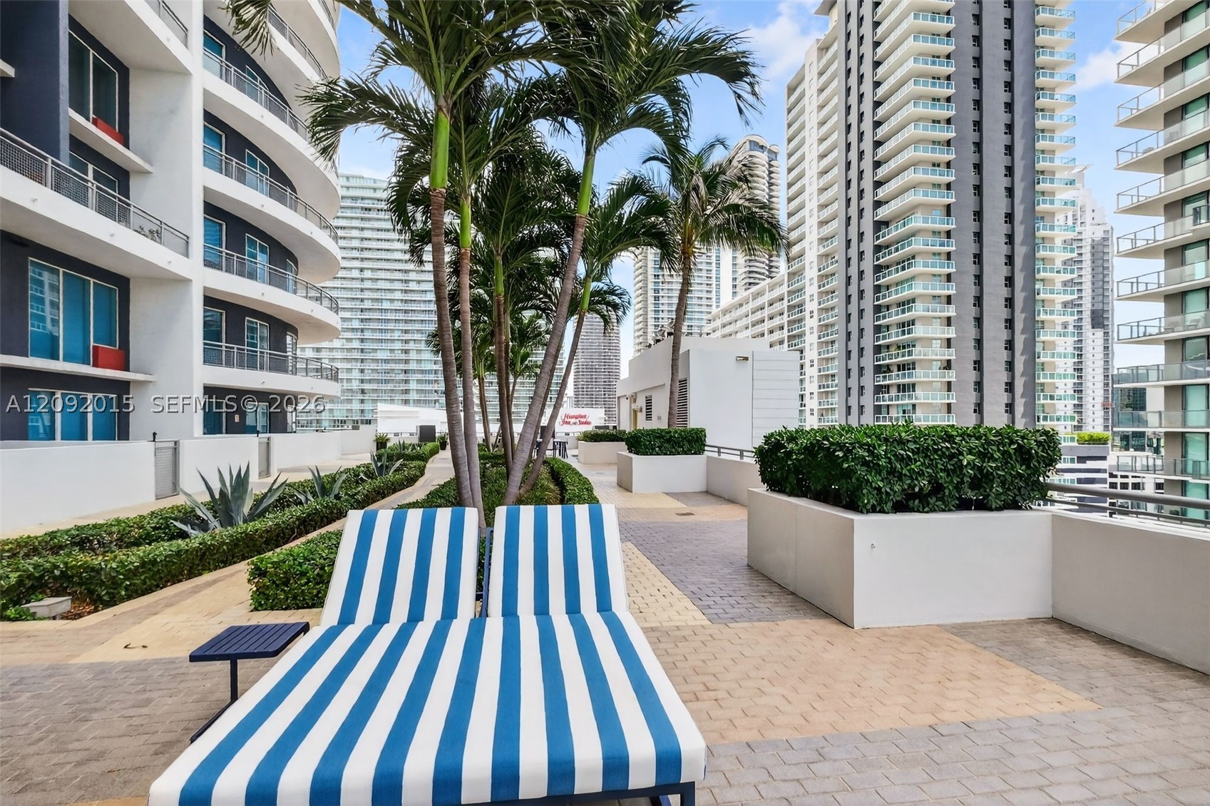 60 SW 13th St #3209, Miami FL 33130