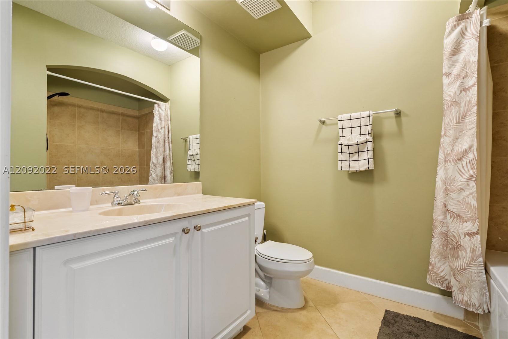 2 Renaissance Way #305, Boynton Beach FL 33426