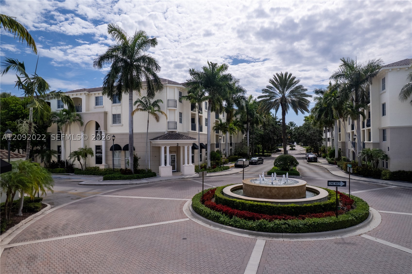 2 Renaissance Way #305, Boynton Beach FL 33426