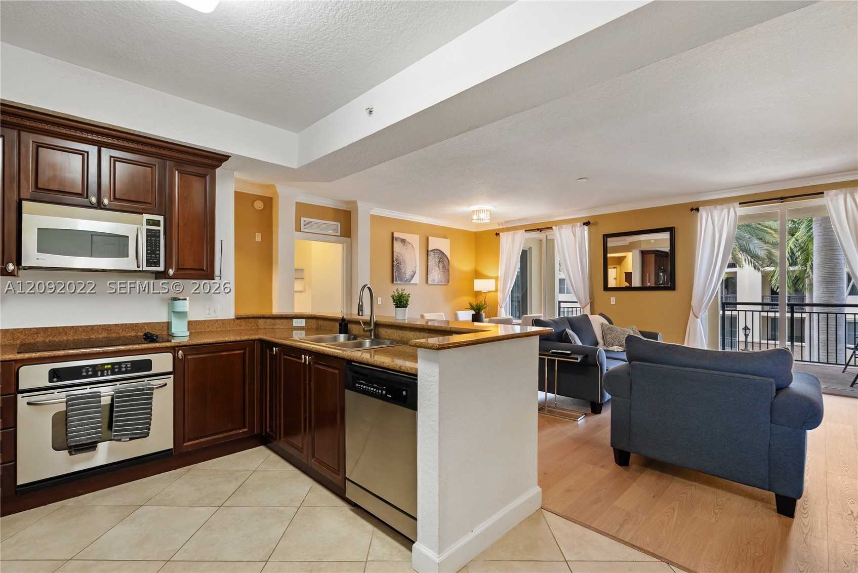2 Renaissance Way #305, Boynton Beach FL 33426