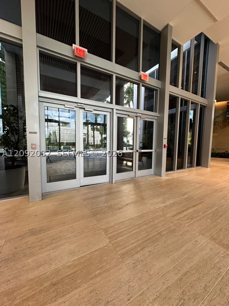 16385 Biscayne Blvd #2606, North Miami Beach FL 33160