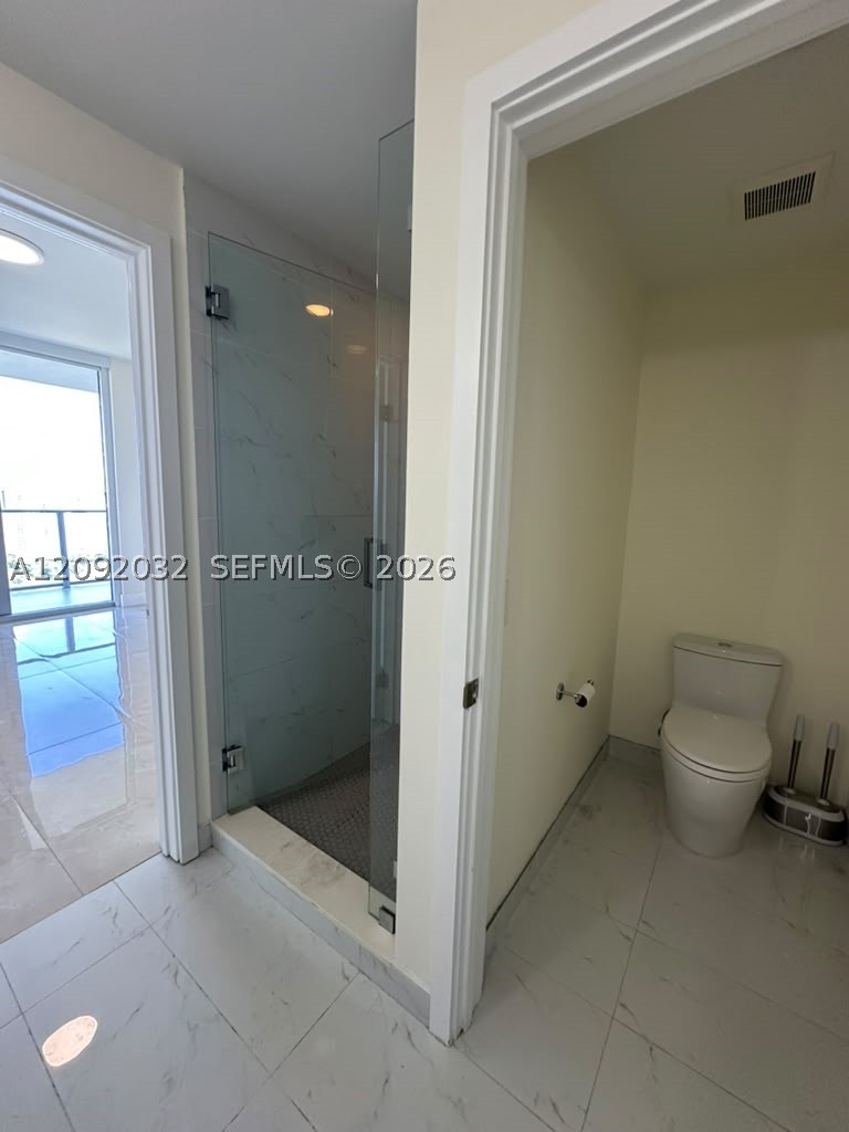 16385 Biscayne Blvd #2606, North Miami Beach FL 33160