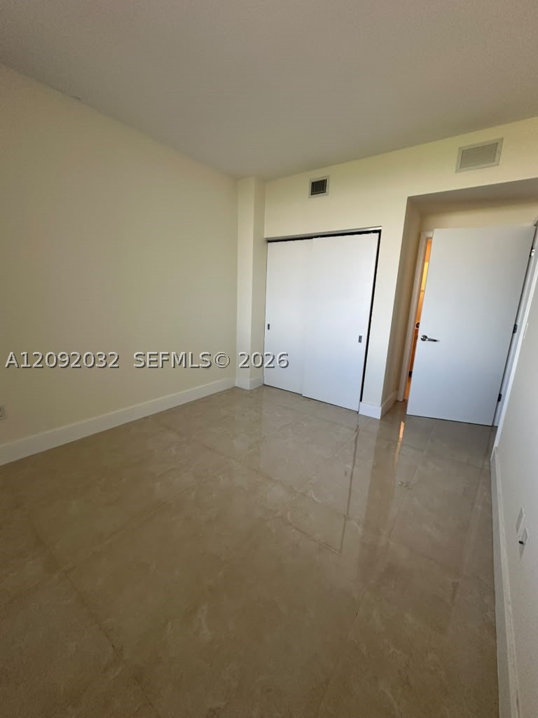 16385 Biscayne Blvd #2606, North Miami Beach FL 33160