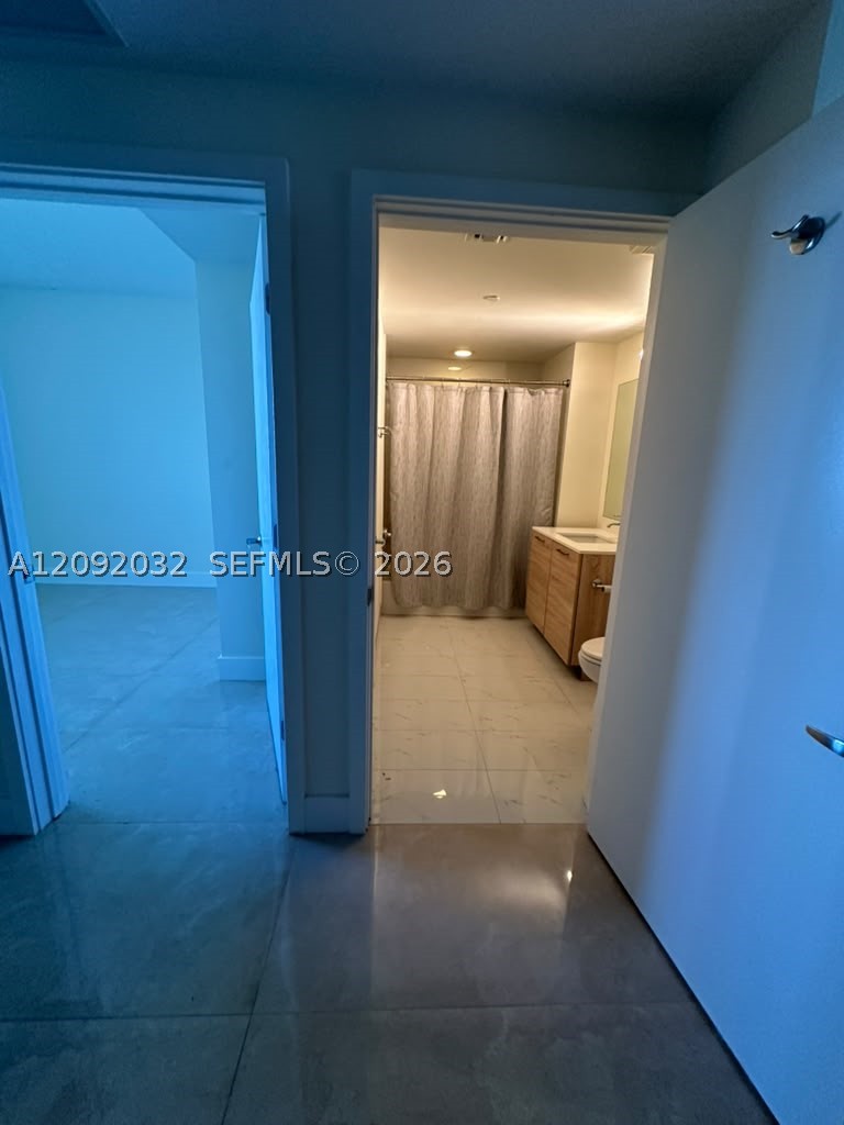 16385 Biscayne Blvd #2606, North Miami Beach FL 33160