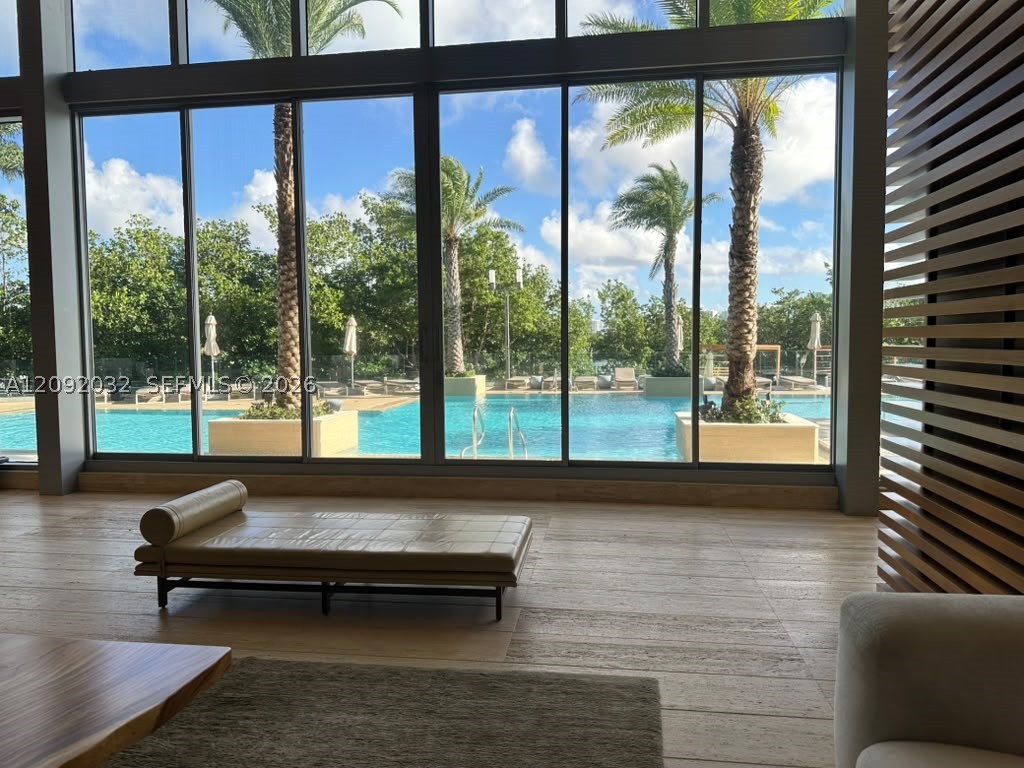 16385 Biscayne Blvd #2606, North Miami Beach FL 33160