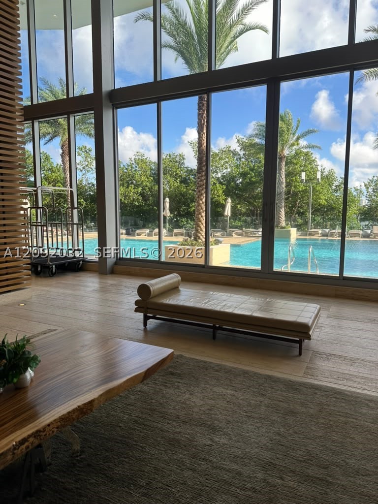 16385 Biscayne Blvd #2606, North Miami Beach FL 33160
