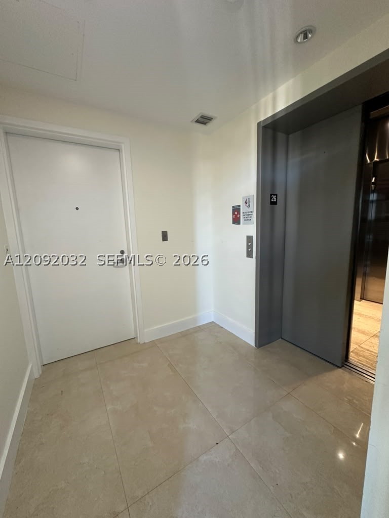 16385 Biscayne Blvd #2606, North Miami Beach FL 33160