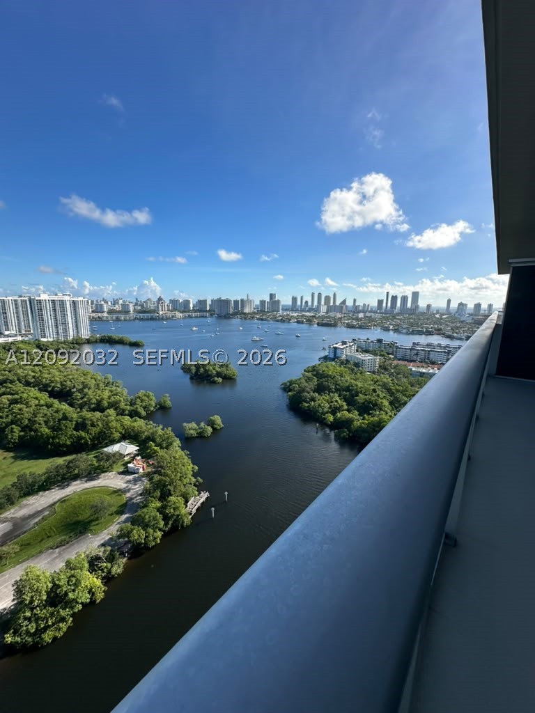 16385 Biscayne Blvd #2606, North Miami Beach FL 33160