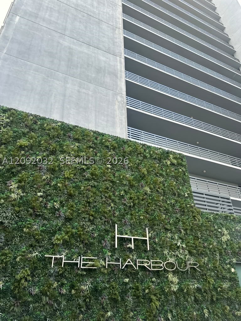 16385 Biscayne Blvd #2606, North Miami Beach FL 33160