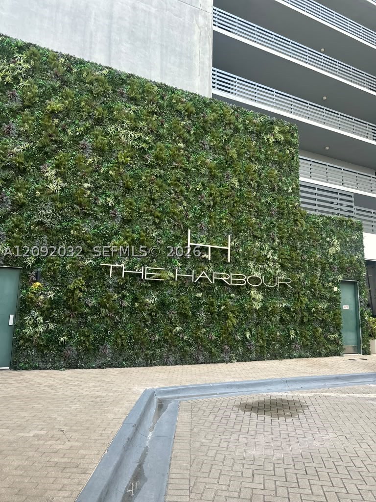 16385 Biscayne Blvd #2606, North Miami Beach FL 33160