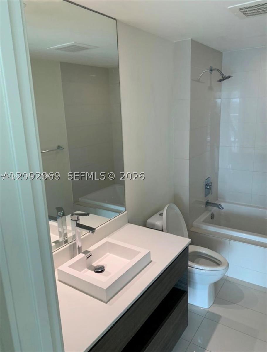 1100 S Miami Ave #3705, Miami FL 33130