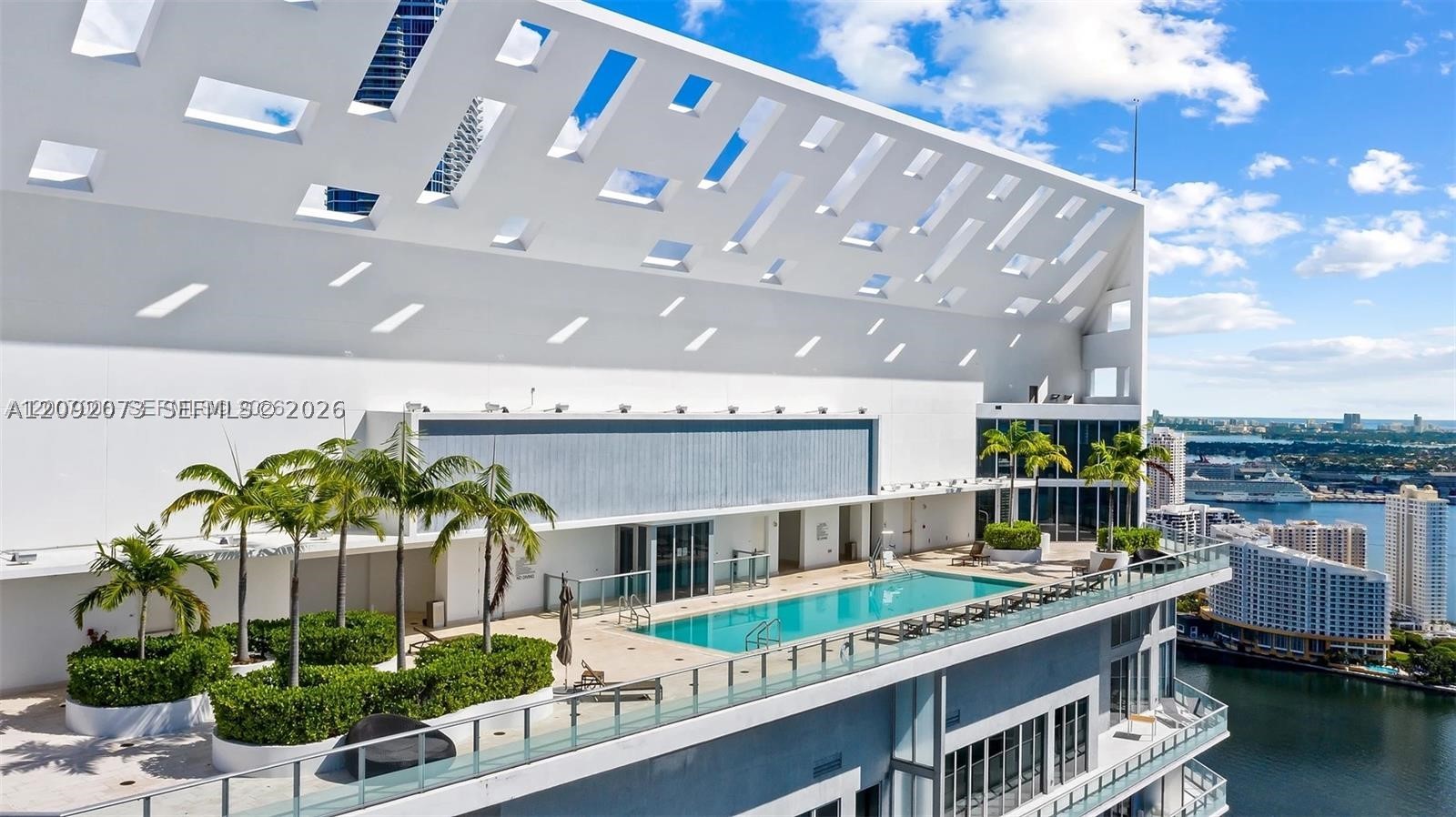 1300 Brickell Bay Dr #801, Miami FL 33131