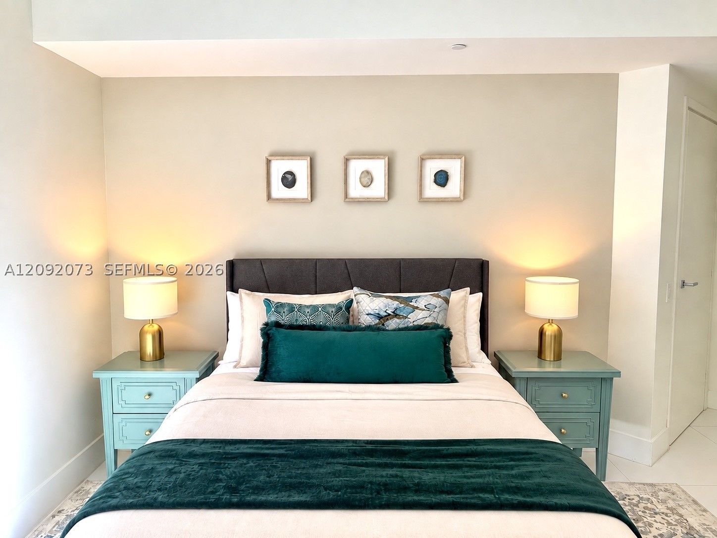 1300 Brickell Bay Dr #801, Miami FL 33131
