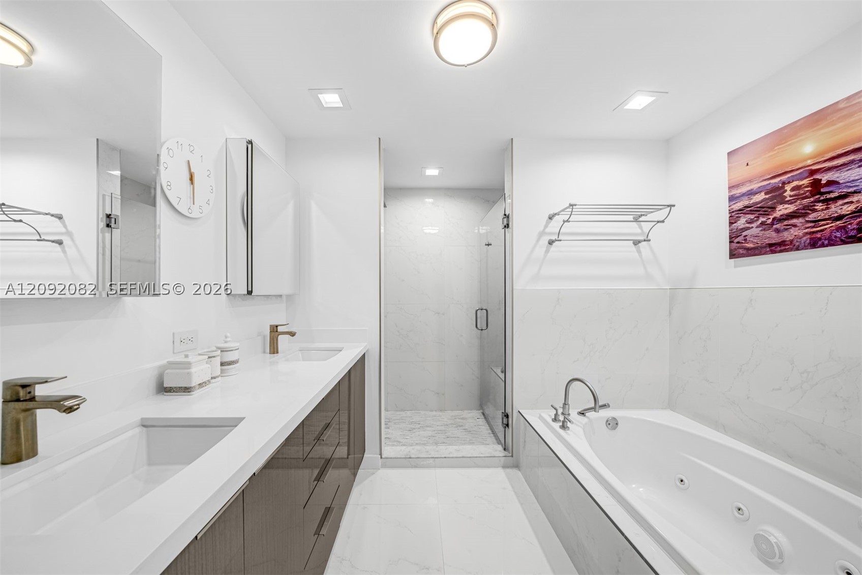 3801 Collins Ave #1505, Miami Beach FL 33140