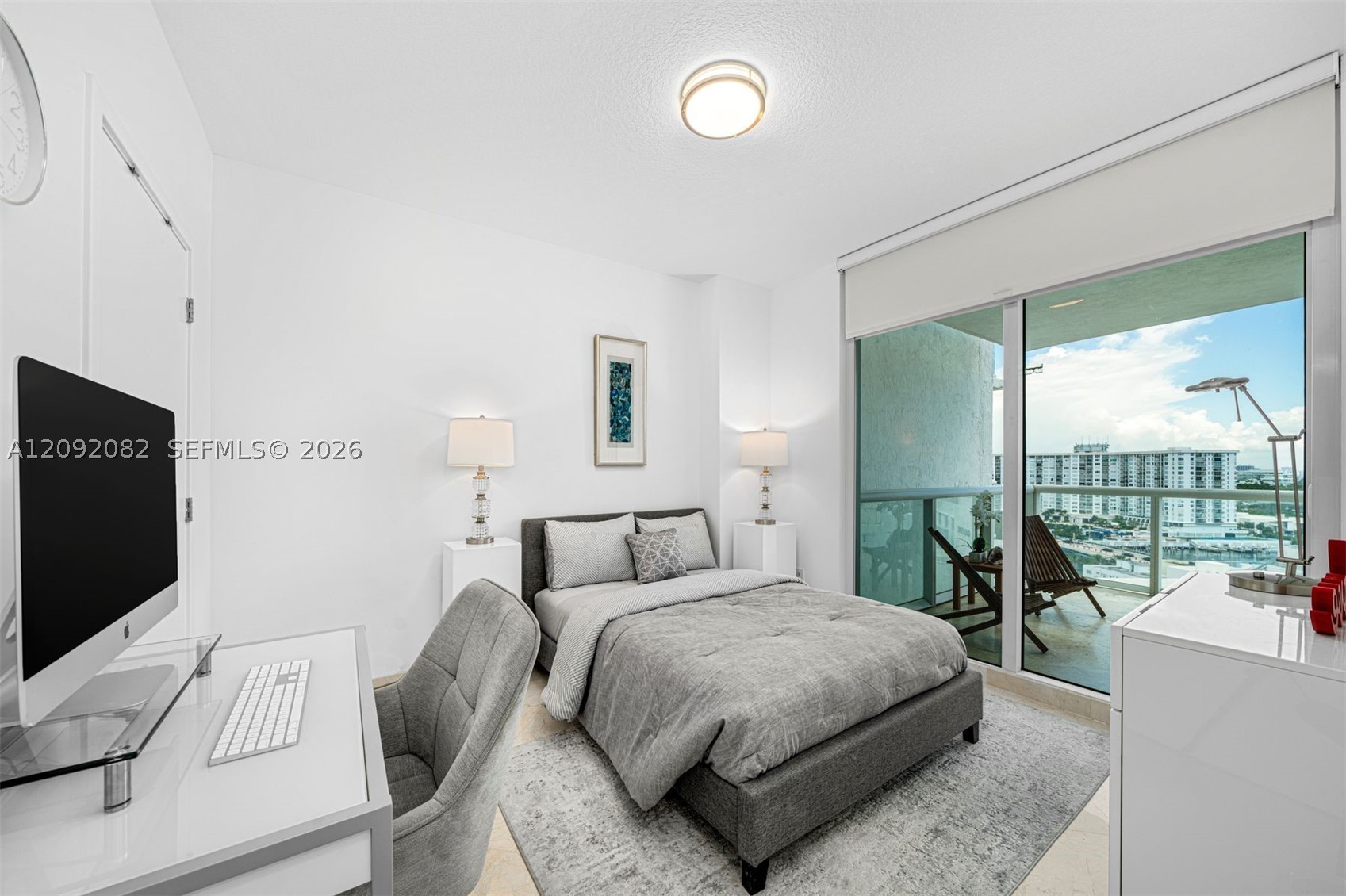 3801 Collins Ave #1505, Miami Beach FL 33140