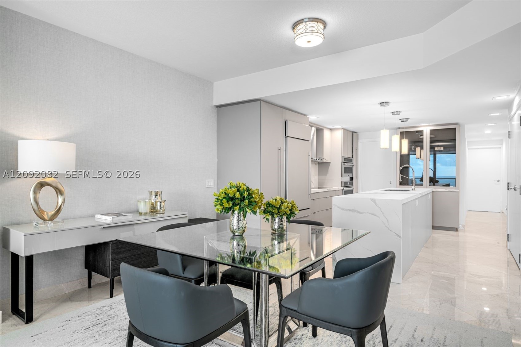 3801 Collins Ave #1505, Miami Beach FL 33140