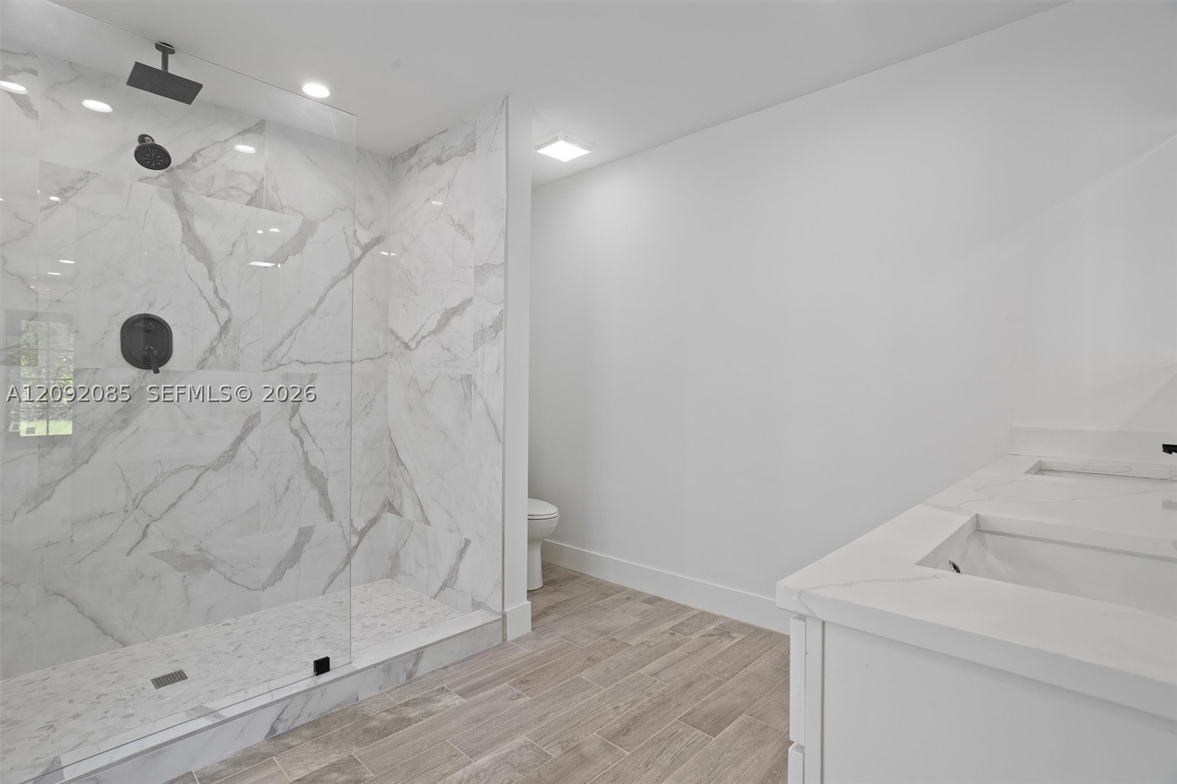 434 Aragon Ave, Coral Gables FL 33134