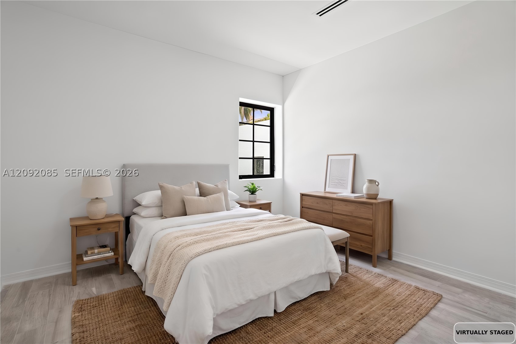 434 Aragon Ave, Coral Gables FL 33134
