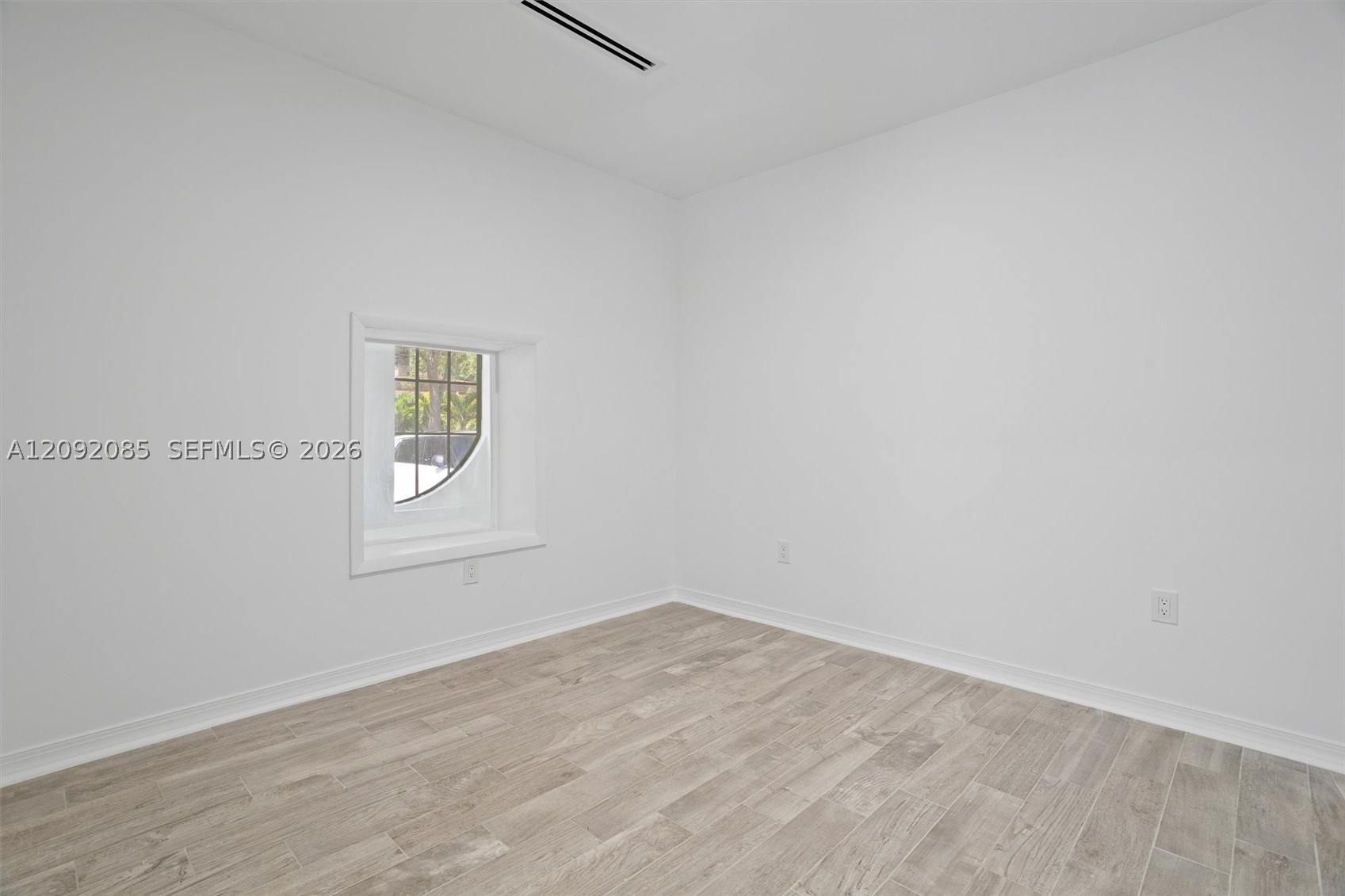 434 Aragon Ave, Coral Gables FL 33134