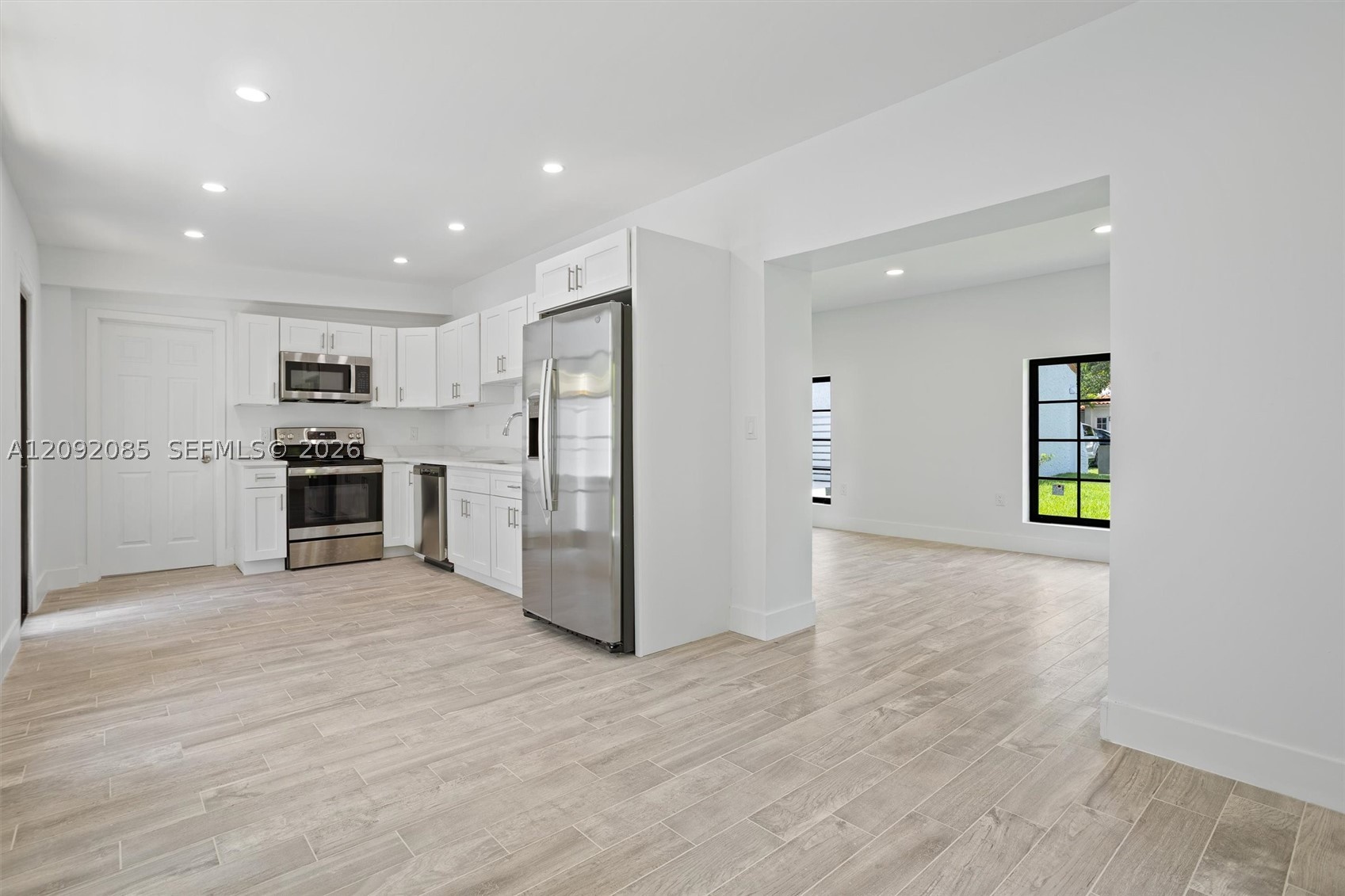 434 Aragon Ave, Coral Gables FL 33134