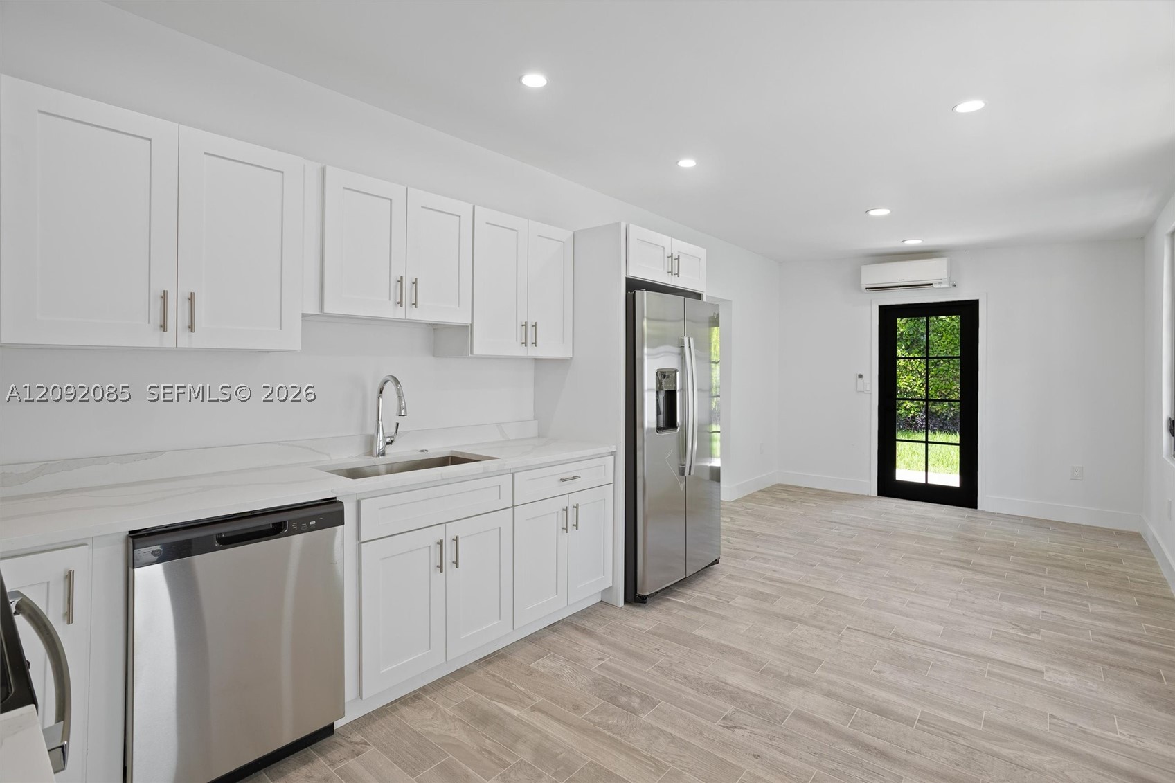 434 Aragon Ave, Coral Gables FL 33134