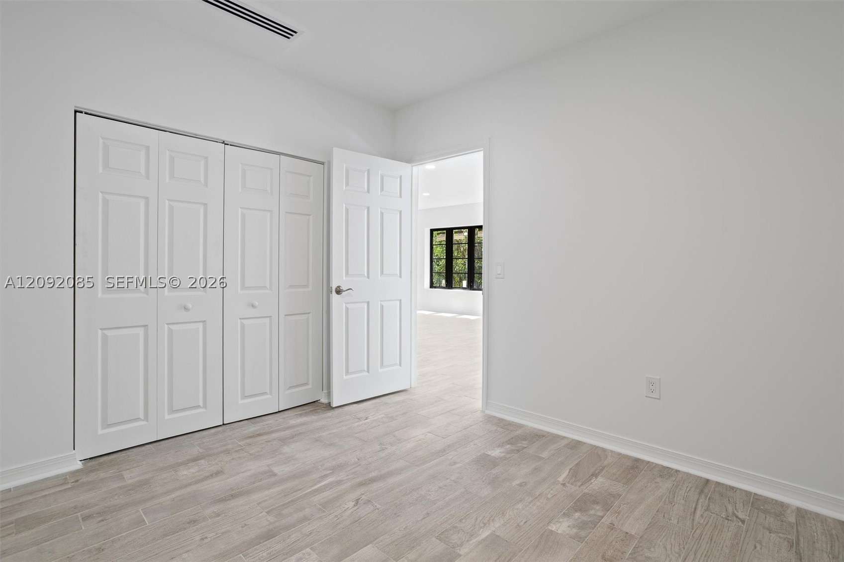 434 Aragon Ave, Coral Gables FL 33134