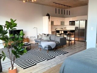 133 NE 2nd Ave #915, Miami FL 33132