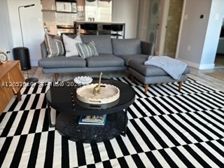 133 NE 2nd Ave #915, Miami FL 33132