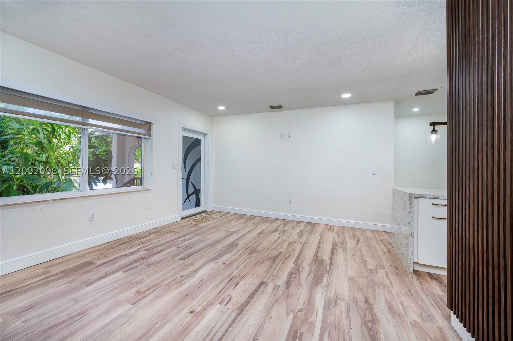 589 Miller Dr, Miami Springs FL 33166