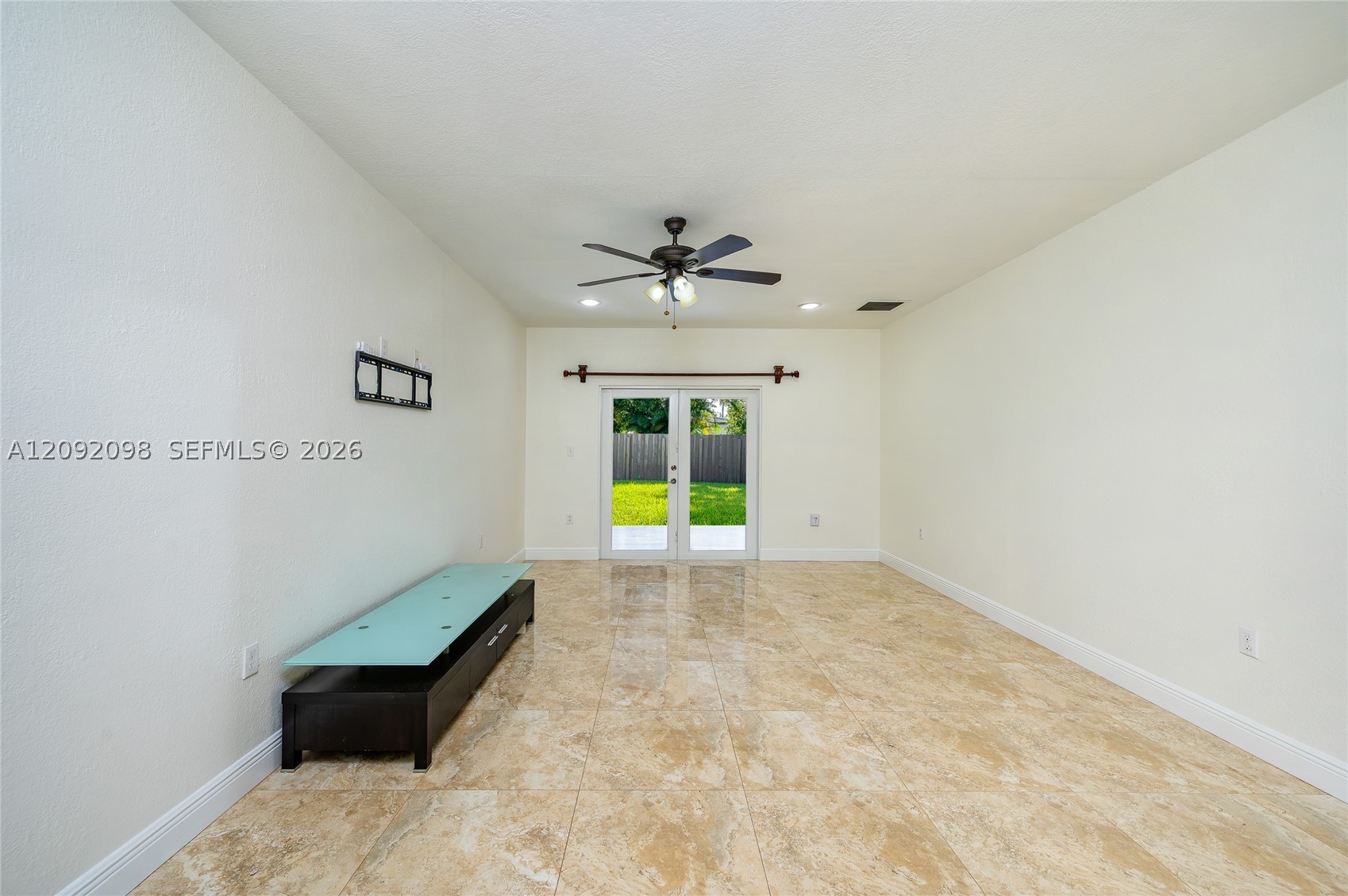 589 Miller Dr, Miami Springs FL 33166