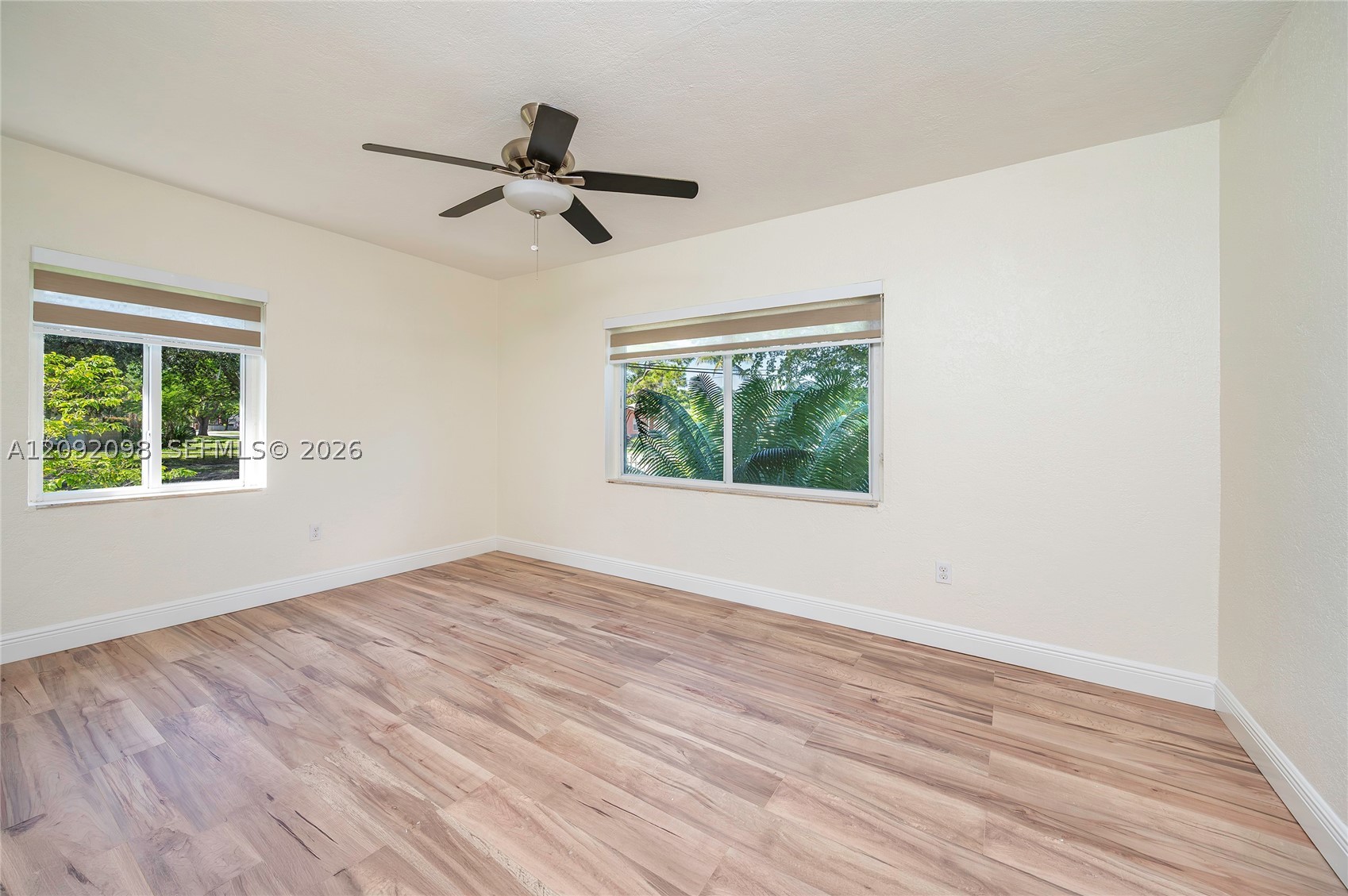 589 Miller Dr, Miami Springs FL 33166