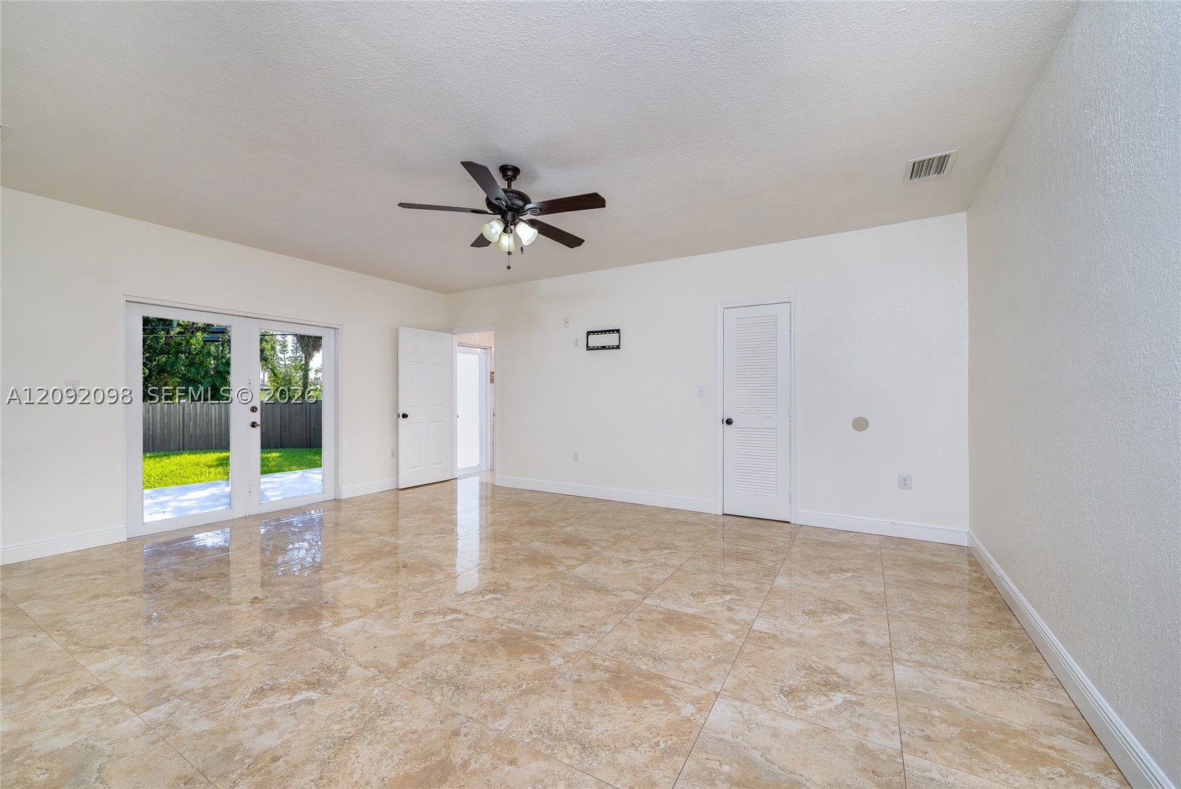 589 Miller Dr, Miami Springs FL 33166
