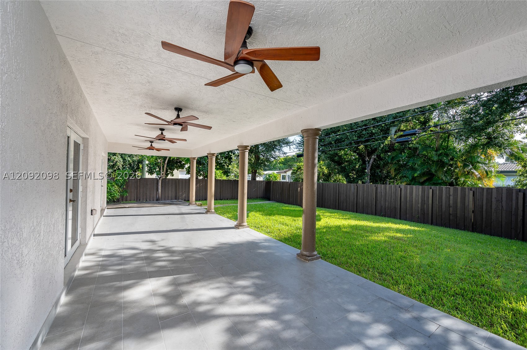 589 Miller Dr, Miami Springs FL 33166