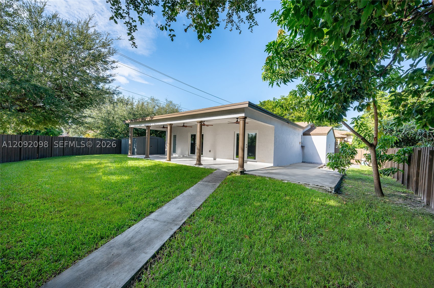 589 Miller Dr, Miami Springs FL 33166