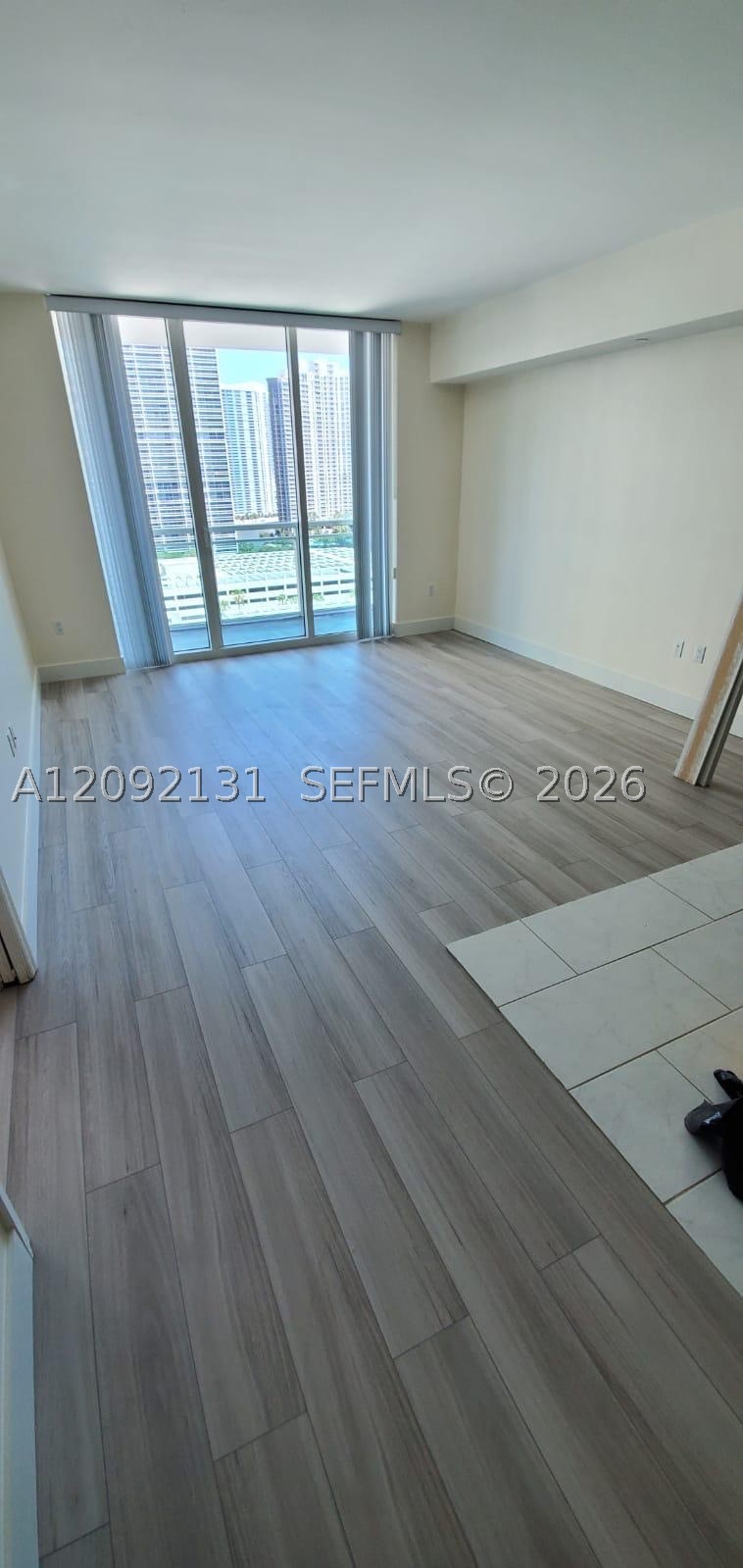 950 Brickell Bay Dr #1708, Miami FL 33131