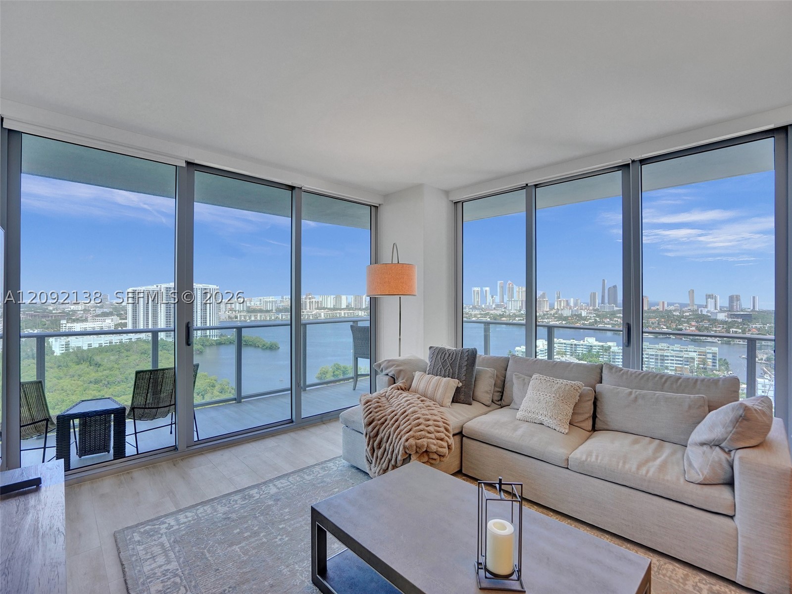 16385 Biscayne Blvd #2107, North Miami Beach FL 33160