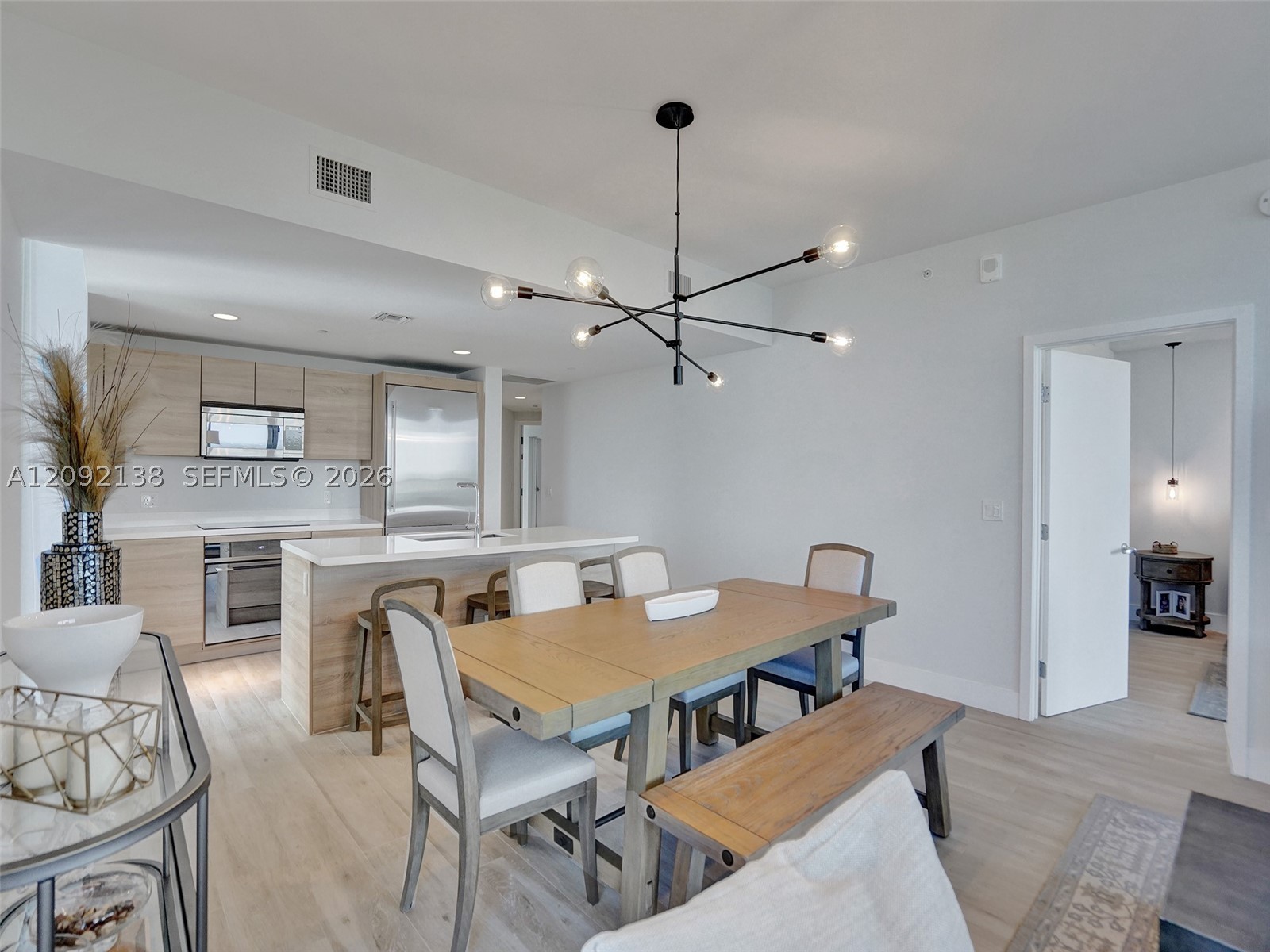 16385 Biscayne Blvd #2107, North Miami Beach FL 33160