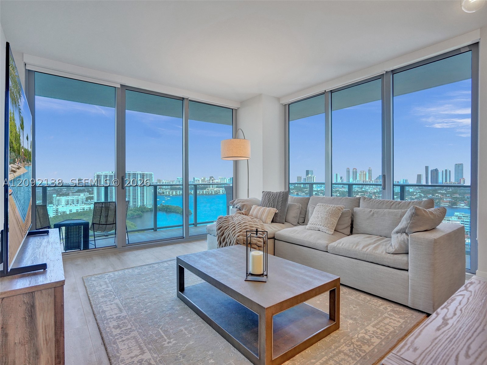 16385 Biscayne Blvd #2107, North Miami Beach FL 33160