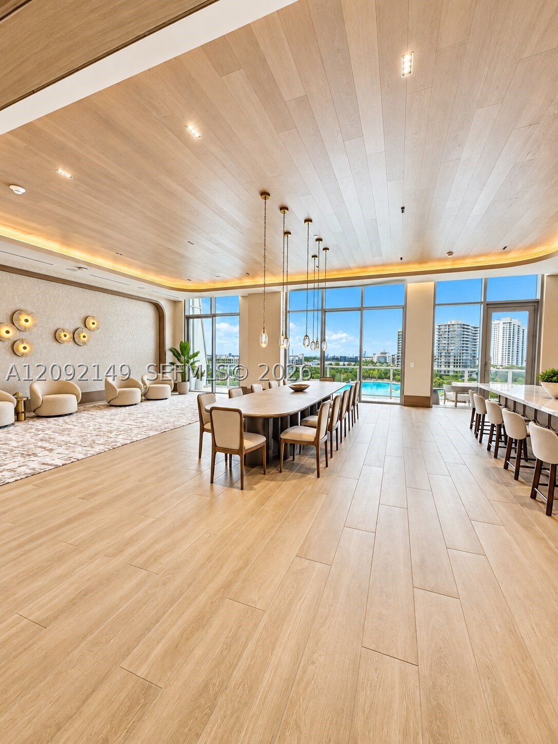 2411 LAGUNA CIR #1111, North Miami FL 33181