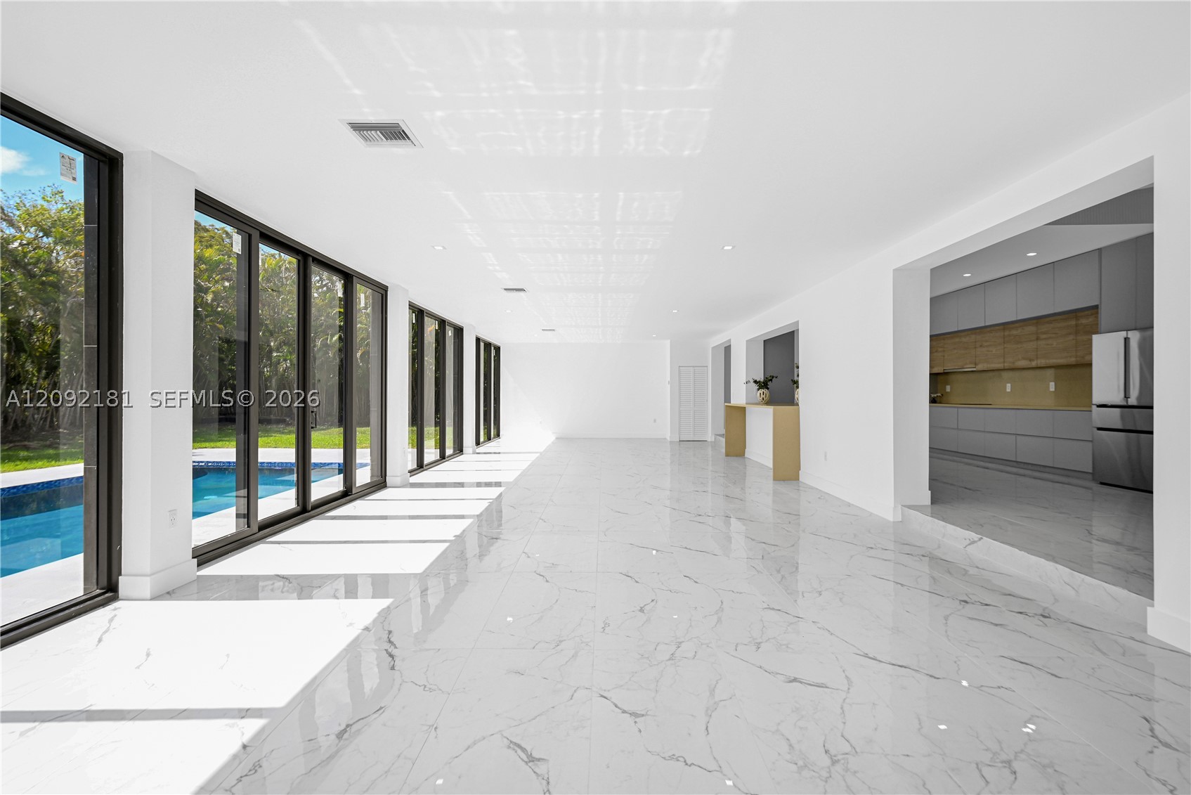 9505 SW 67th Ave, Pinecrest FL 33156