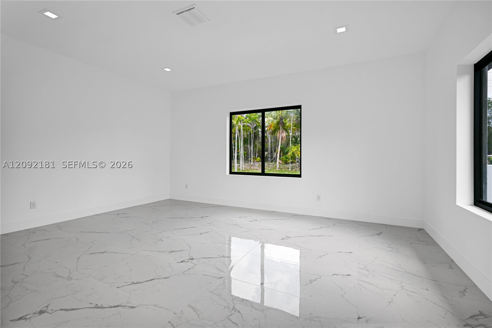 9505 SW 67th Ave, Pinecrest FL 33156