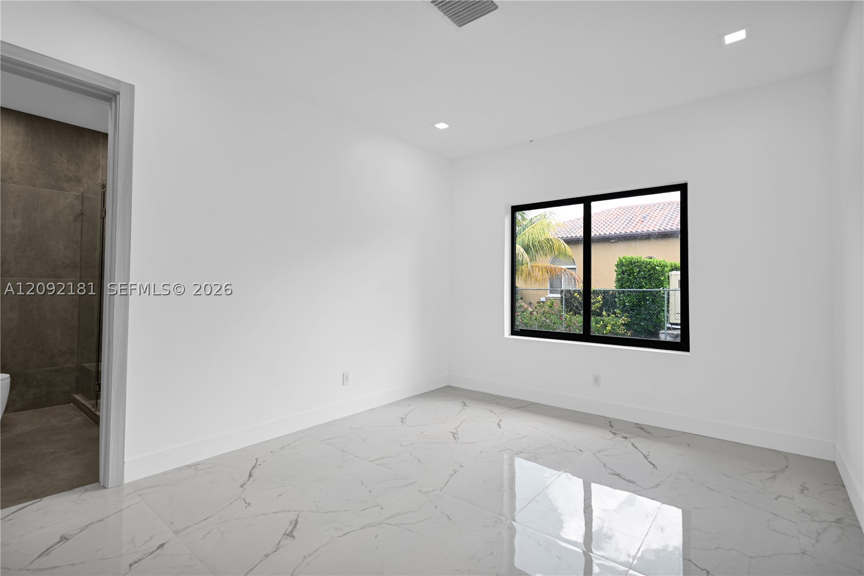 9505 SW 67th Ave, Pinecrest FL 33156