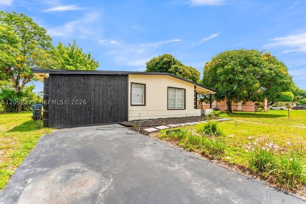 3411 NW 5th Ct, Lauderhill FL 33311