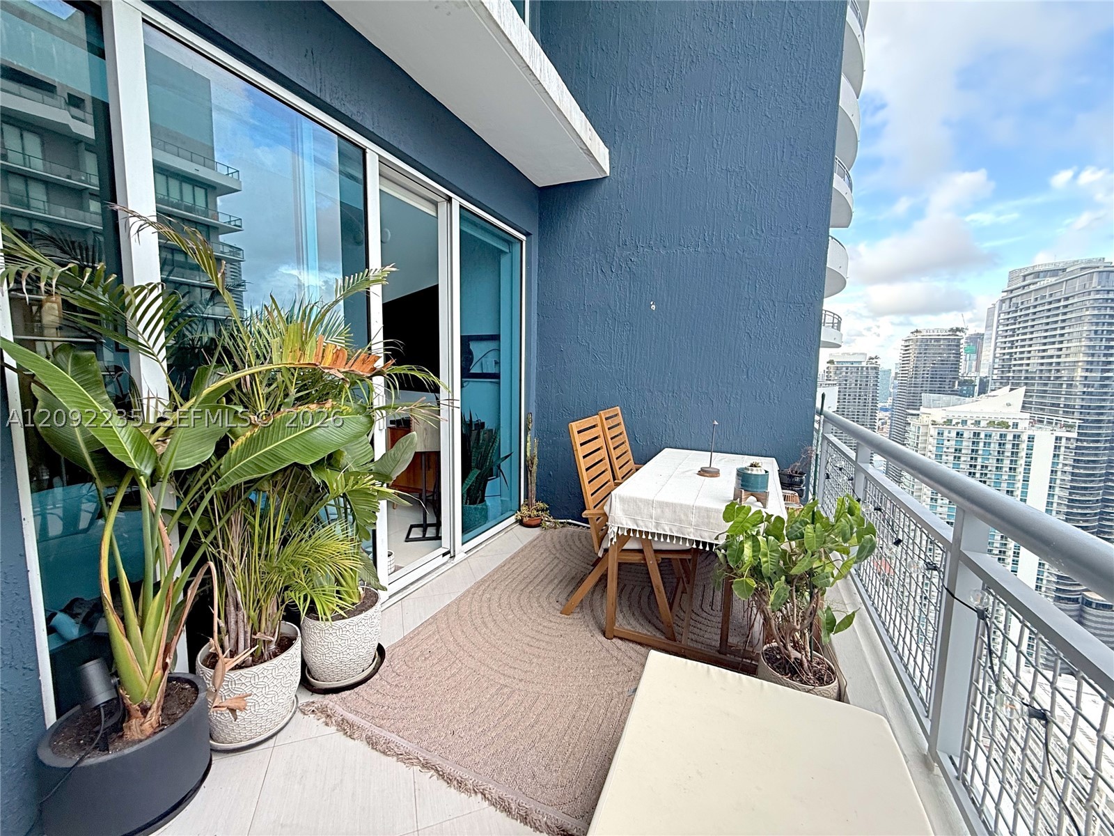 60 SW 13th St #4608, Miami FL 33130